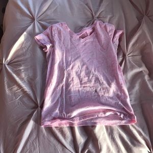 Plain pink v-neck tee